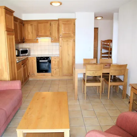 Cozy With Valley Views *