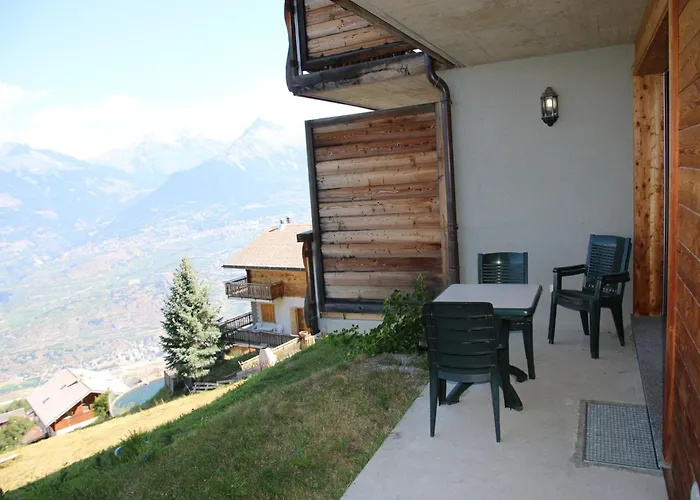 Cozy With Valley Views