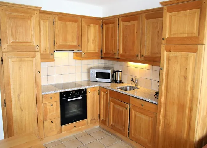 Cozy With Valley Views *