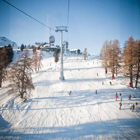 Cozy With Valley Views *