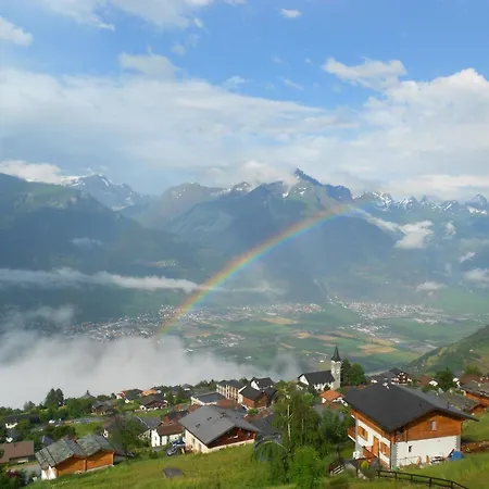 Cozy With Valley Views * 维松纳